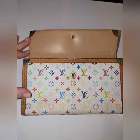 Authentic Louis Vuitton Vintage Murakami Long Wallet - Picture 8 of 13